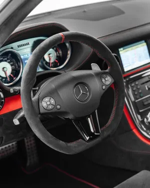 2024 Mercedes-Benz SLS