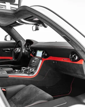 2024 Mercedes-Benz SLS