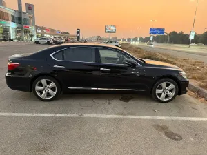 2010 لكزس ال اس