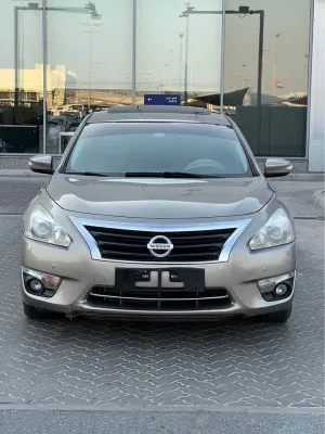 2014 Nissan Altima in dubai