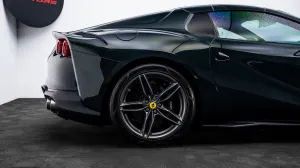 2021 فيراري 812 سوبر فاست