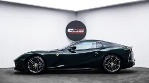 2021 فيراري 812 سوبر فاست