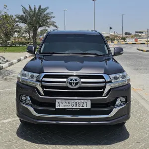 2019 Toyota Land Cruiser in dubai