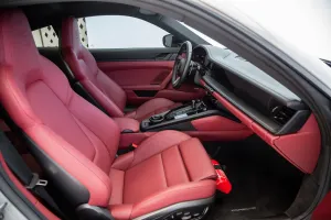 2024 بورش 911 كاريرا