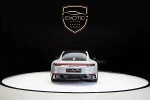 2024 بورش 911 كاريرا