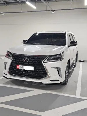 2021 Lexus LX 570 in dubai
