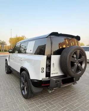 2023 Land Rover Defender