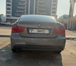 2009 بي أم دابليو الفئة - 3