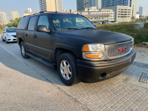 2004 GMC Yukon in dubai