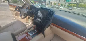 2013 Toyota Land Cruiser