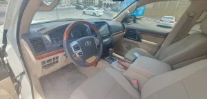 2013 Toyota Land Cruiser