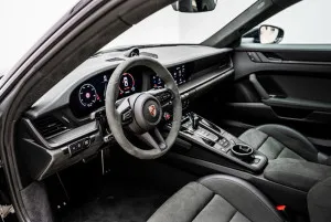 2025 بورش 911 كاريرا