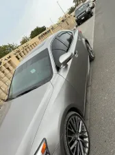 2016 لكزس اي اس