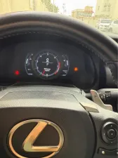 2016 لكزس اي اس