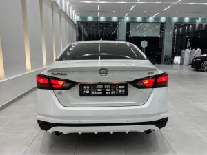 2025 Nissan Altima
