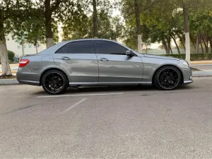 2010 Mercedes-Benz E-Class
