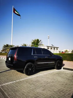 2015 كاديلاك اسكاليد in dubai