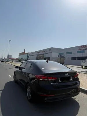 2017 هيونداي النترا