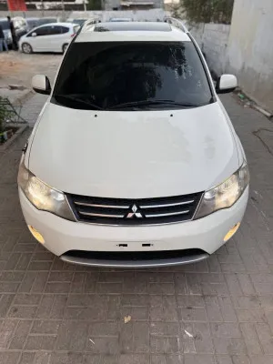 2009 Mitsubishi Outlander in dubai