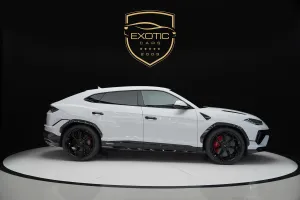 2024 Lamborghini URUS