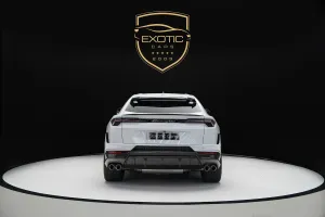 2024 Lamborghini URUS