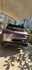 2020 لكزس UX - يو اكس