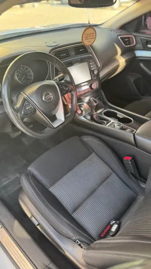 2017 Nissan Maxima