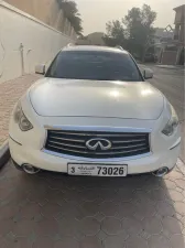 2014 Infiniti QX70 in dubai