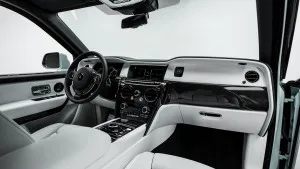 2024 Rolls Royce Cullinan