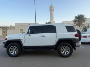 2013 تويوتا أف جي كروزر