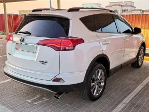 2018 تويوتا راف ٤