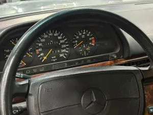 1991 Mercedes-Benz 500 560