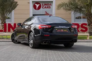 2017 مازيراتي جيبلي ١