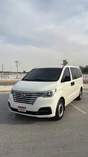 2020 هيونداي إتش١ in dubai