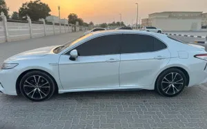 2020 تويوتا كامري
