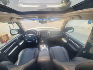 2022 Mitsubishi Pajero