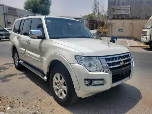 2022 Mitsubishi Pajero