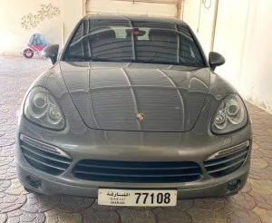 2014 بورش كاين in dubai