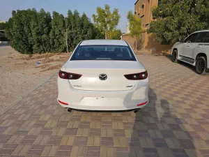 2023 مازدا ٣