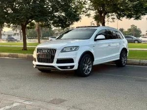 2015 Audi Q7 in dubai