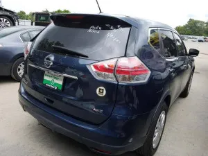2015 نيسان اكس تريل