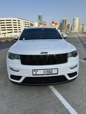 2020 Jeep Grand Cherokee in dubai