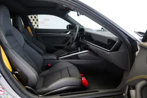 2024 بورش 911 كاريرا