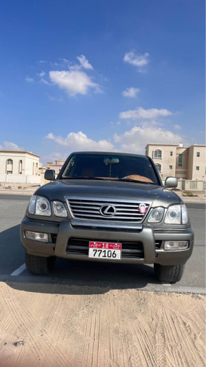 2000 Lexus LX