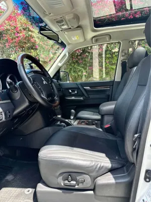 2016 Mitsubishi Pajero