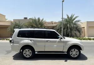 2016 Mitsubishi Pajero
