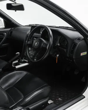 2002 Nissan SkyLine