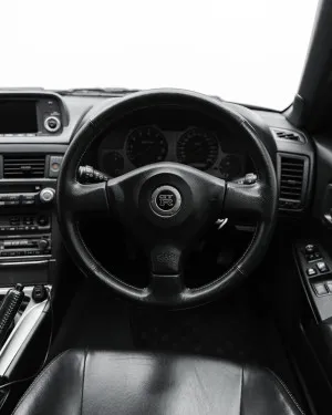 2002 Nissan SkyLine