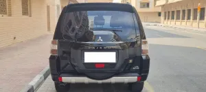 2015 ميتسوبيشي باجيرو