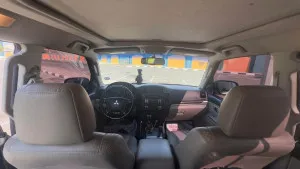 2013 Mitsubishi Pajero